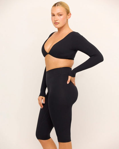 CSB Form Contour Long Sleeve Crop | Black