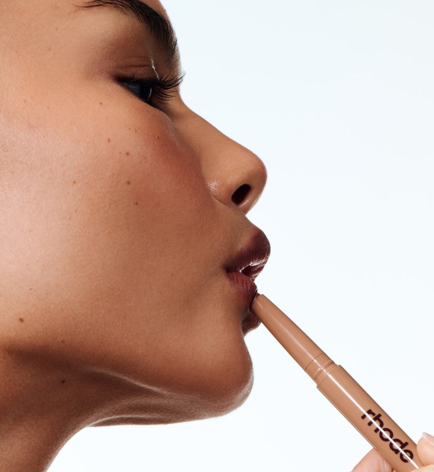 Rhode peptide lip shape 'balance - caramel brown'