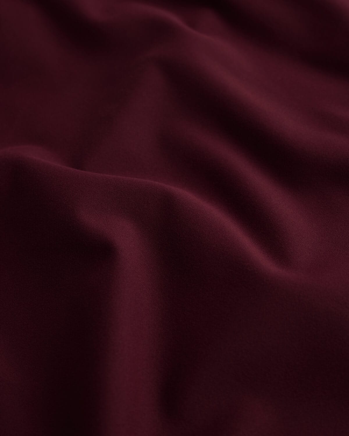 CSB Serenity Soft Halter Contour Crop | Wine
