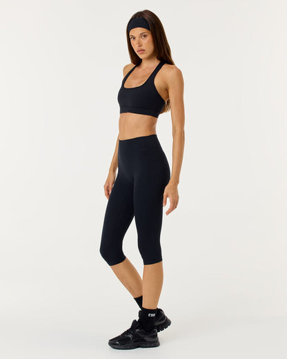 CSB Form Invisible Scrunch Capri Leggings | Black