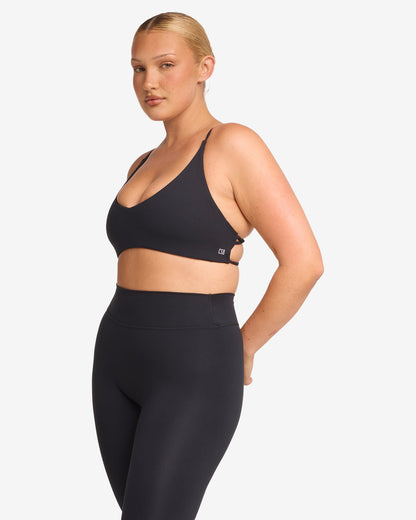 CSB Form Hailey Crop | Black