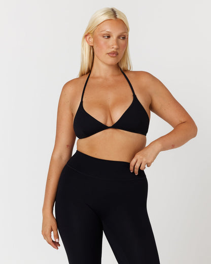 CSB Form Micro Halter V Crop | Black