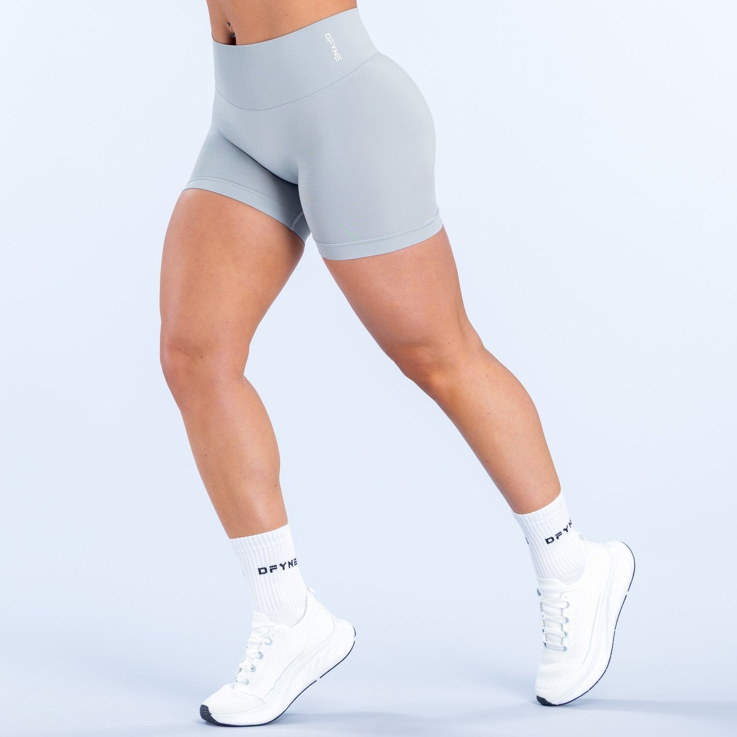 DFYNE Defy Shorts | 4.5" Chrome