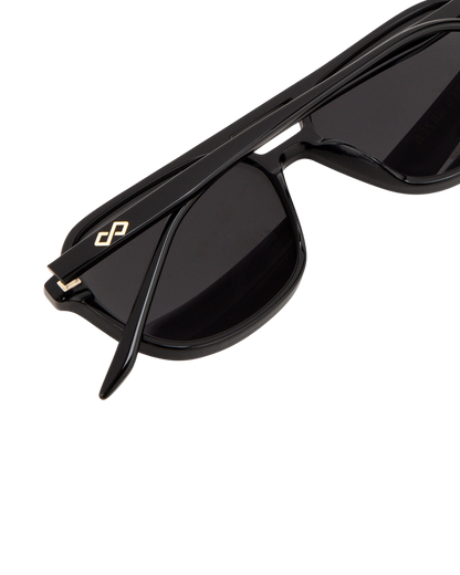 Elle - Black Sunglasses