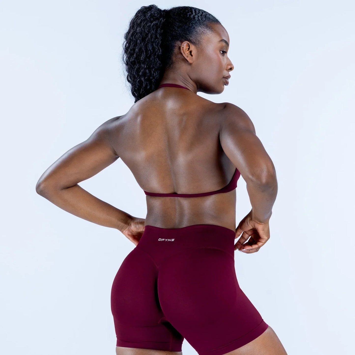 DFYNE Impact Strappy Bra Winter Berry