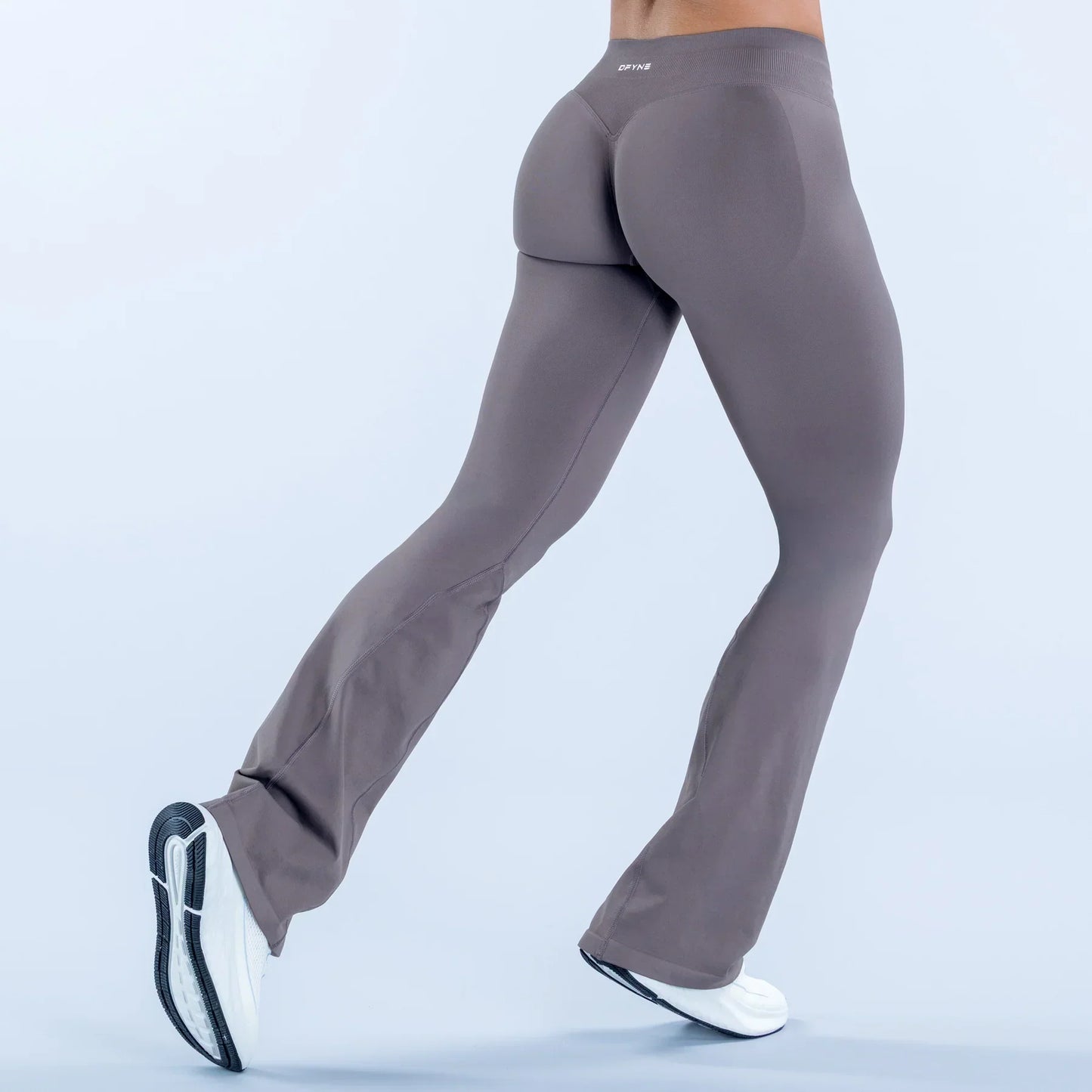 DFYNE Impact Flares Truffle