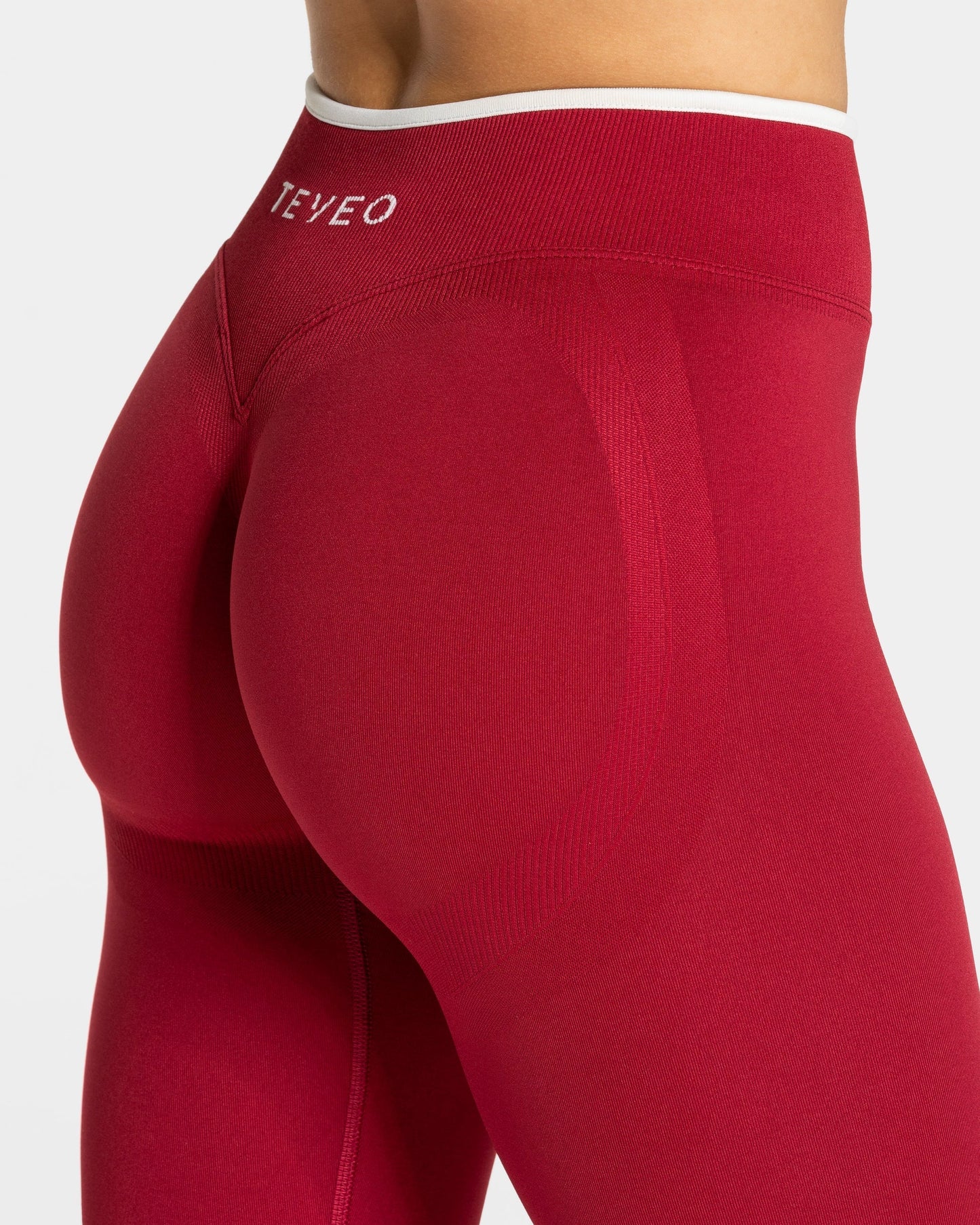 TEVEO Leggings Sculpt Scrunch Contrastline "Ciliegia"