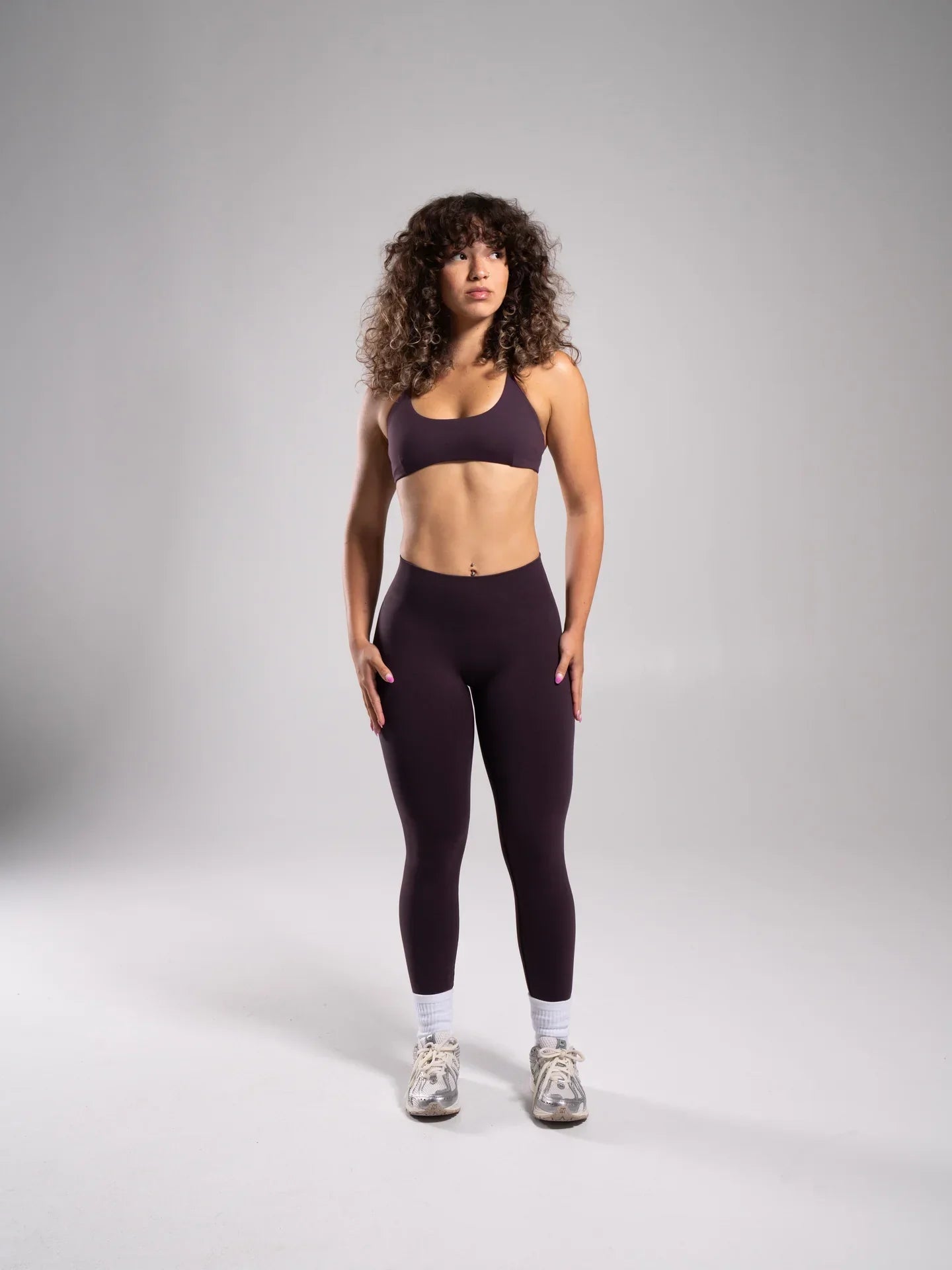 Pump Mid Rise Legging - Black Garnet Alphalete