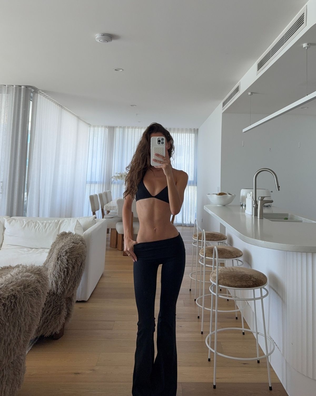 CSB Form Micro Halter V Crop | Black