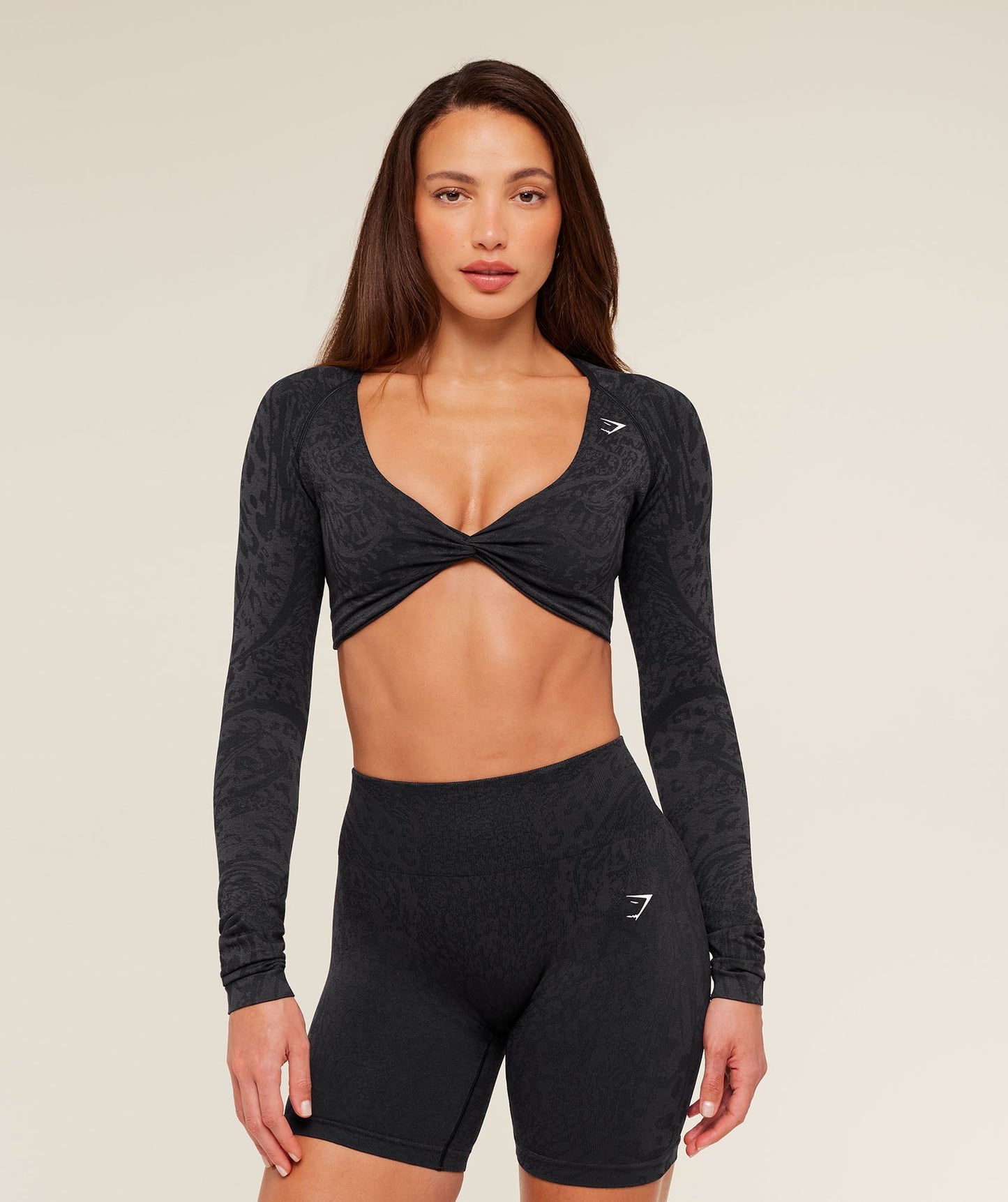 Gymshark Adapt Animal Sleeve Crop Top - Black