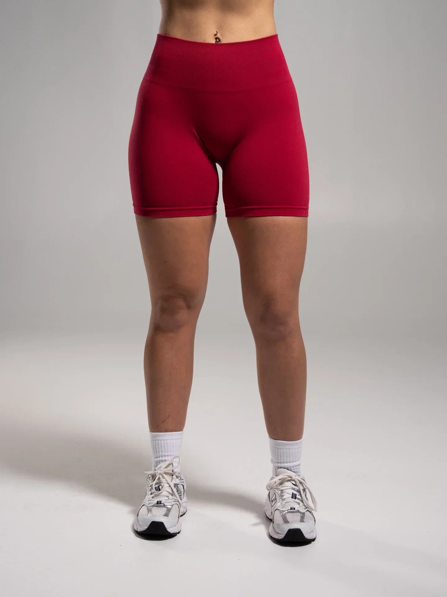 Pump Mid Rise Short - Scarlet | Workout Clothes For Women | Alphalete
