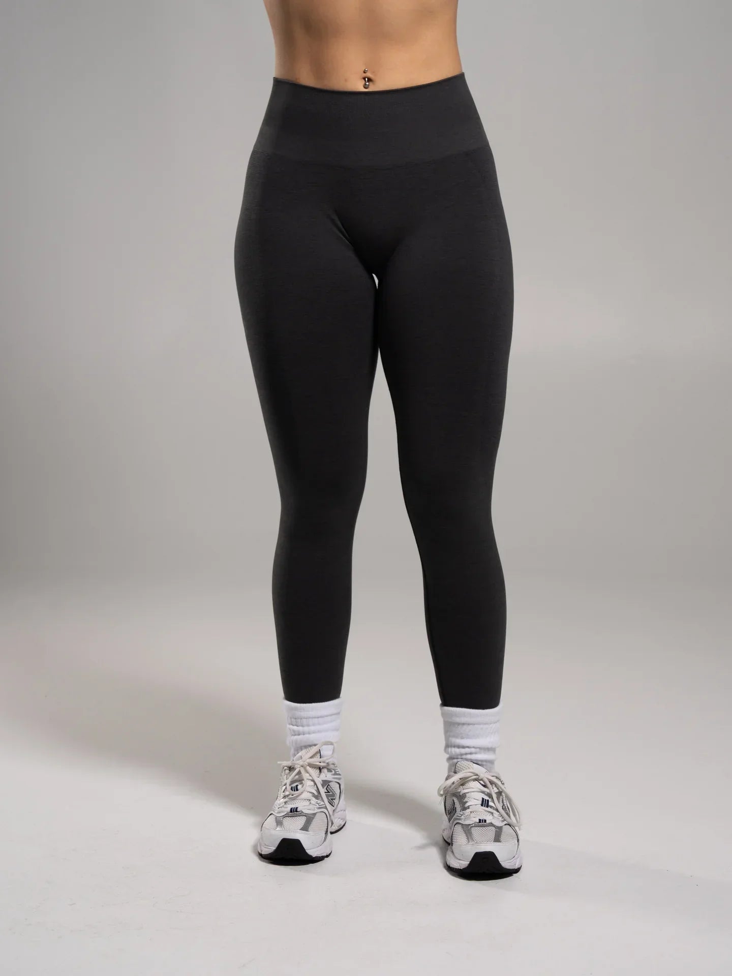 Pump Mid Rise Legging - Dark Heather Grey | Alphalete