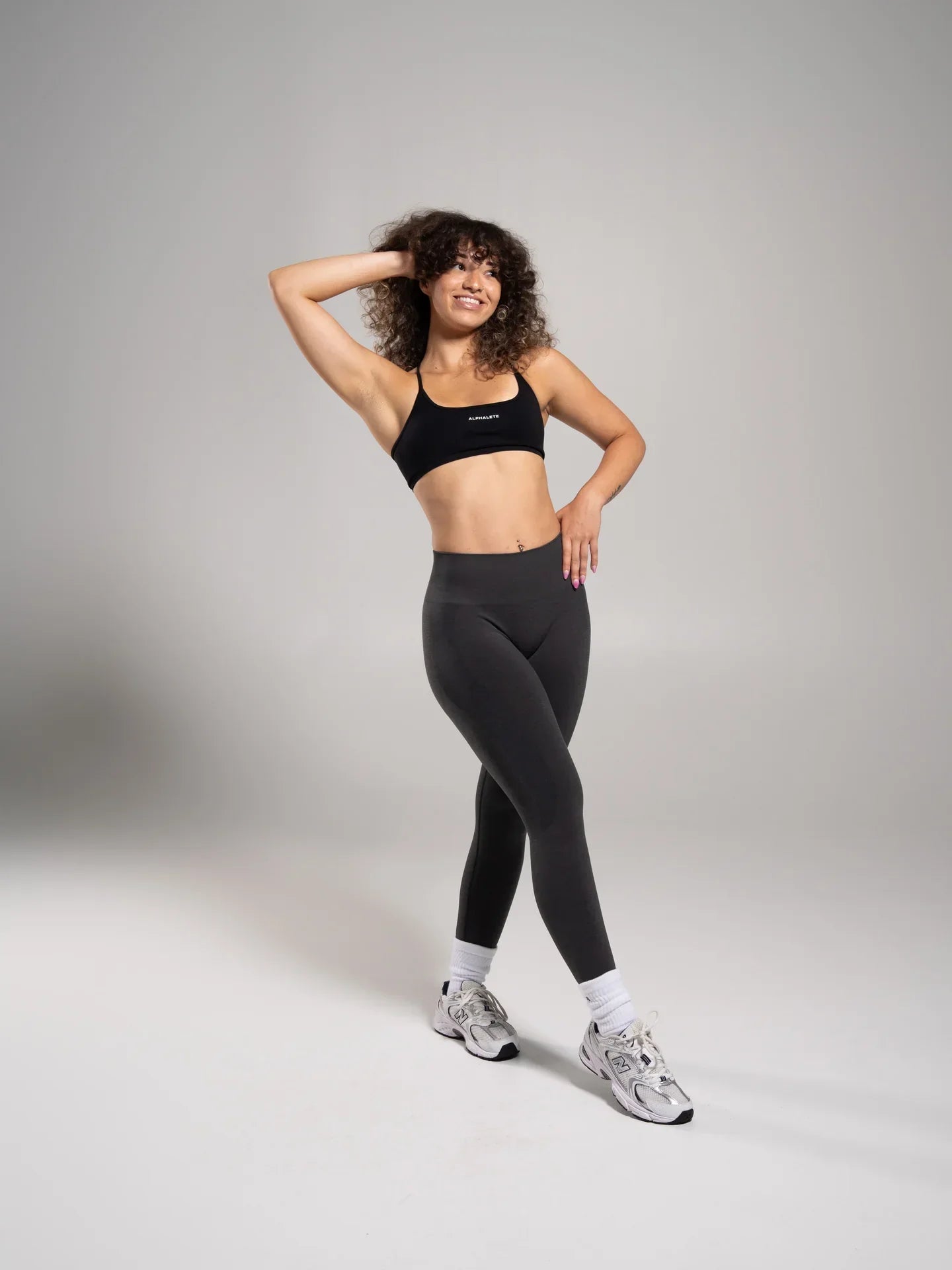 Pump Mid Rise Legging - Dark Heather Grey | Alphalete